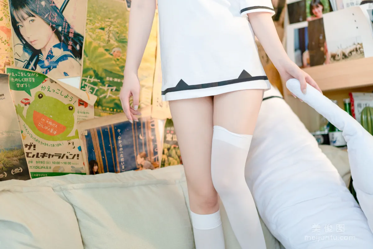 蠢沫沫- 《碧蓝航线》 写真集22