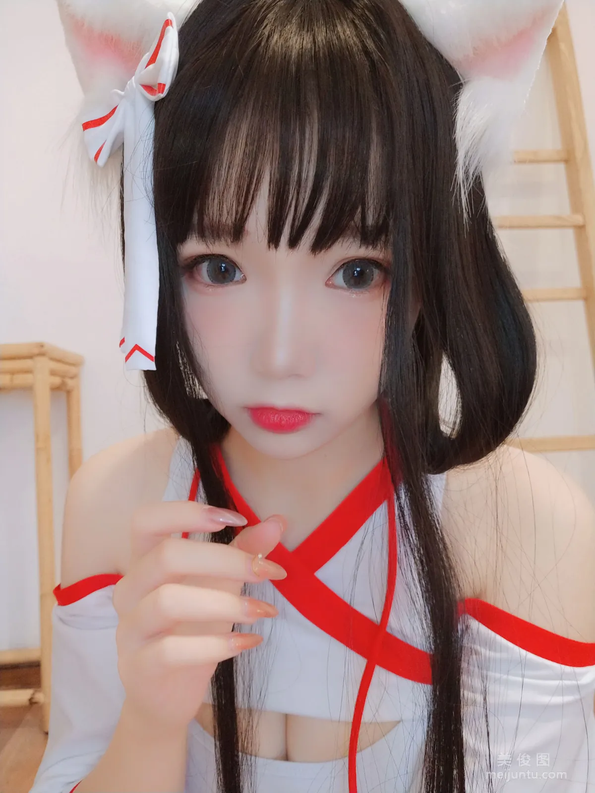 [美女Coser] 雪晴Astra 《神社の貓》 寫真集 29