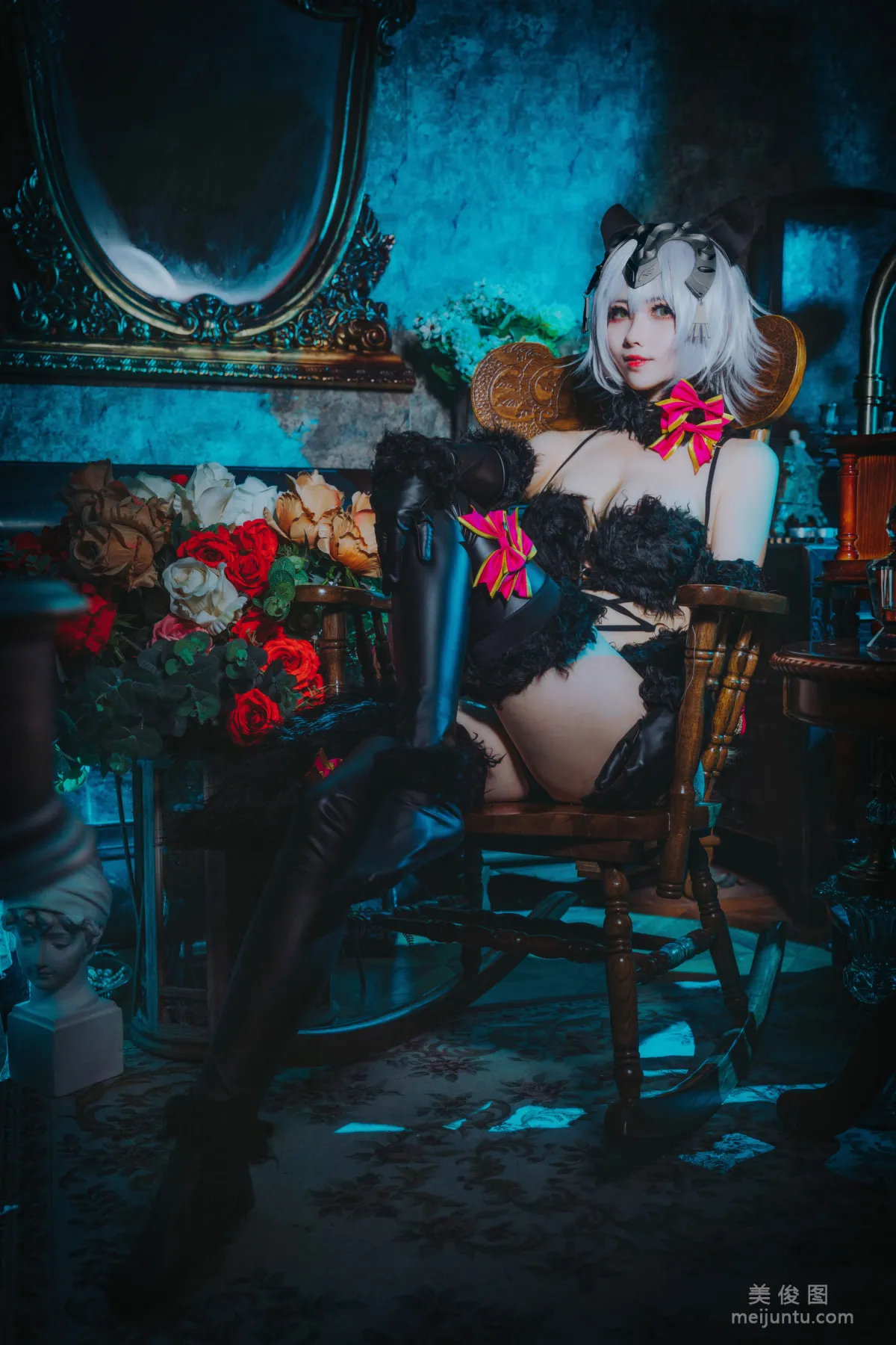 COS美女rioko凉凉子 《黑色贞德》 写真集2