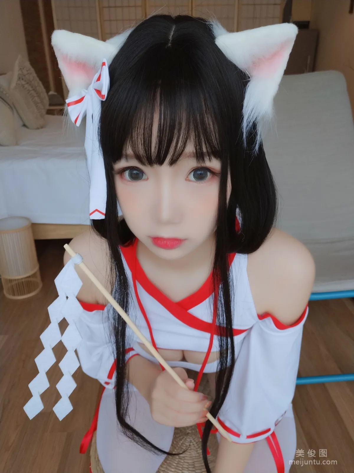 [美女Coser] 雪晴Astra 《神社の貓》 寫真集 41