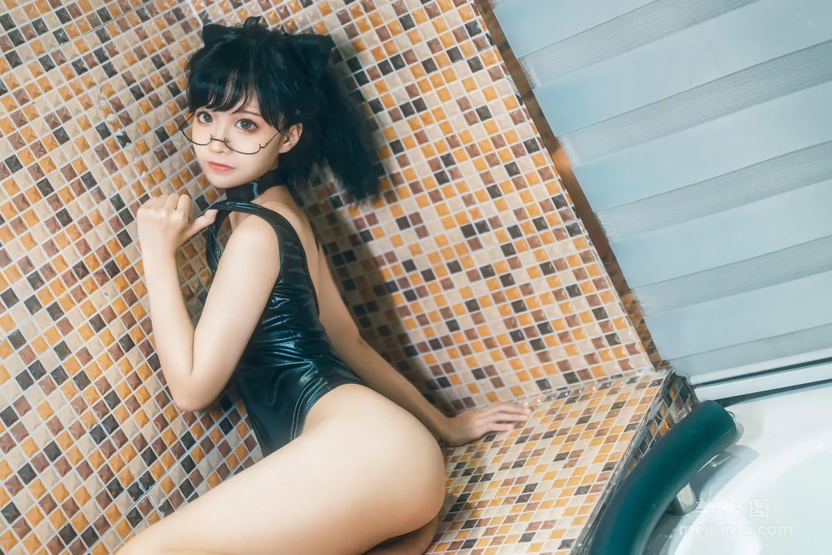 [美女Coser] 蠢沫沫 《猫耳死库水》 写真集5