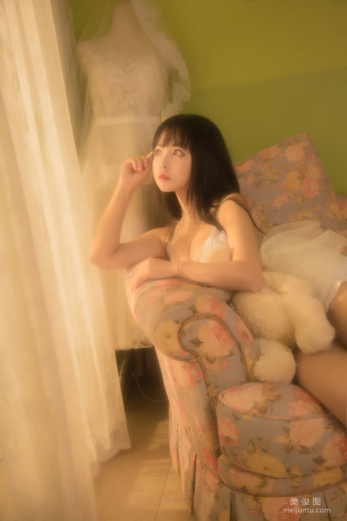 大眼萌妹黑貓貓OvO 《少女》 寫真集 22
