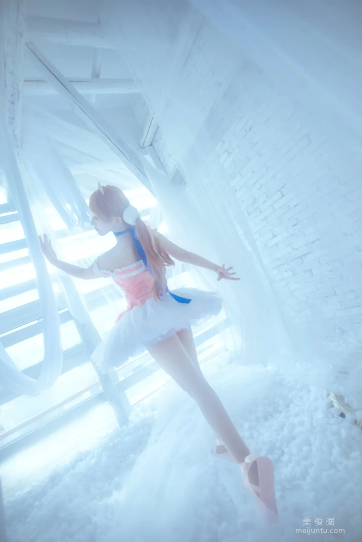 [美女网红Coser] 弥音音ww 《芭蕾》 写真集1