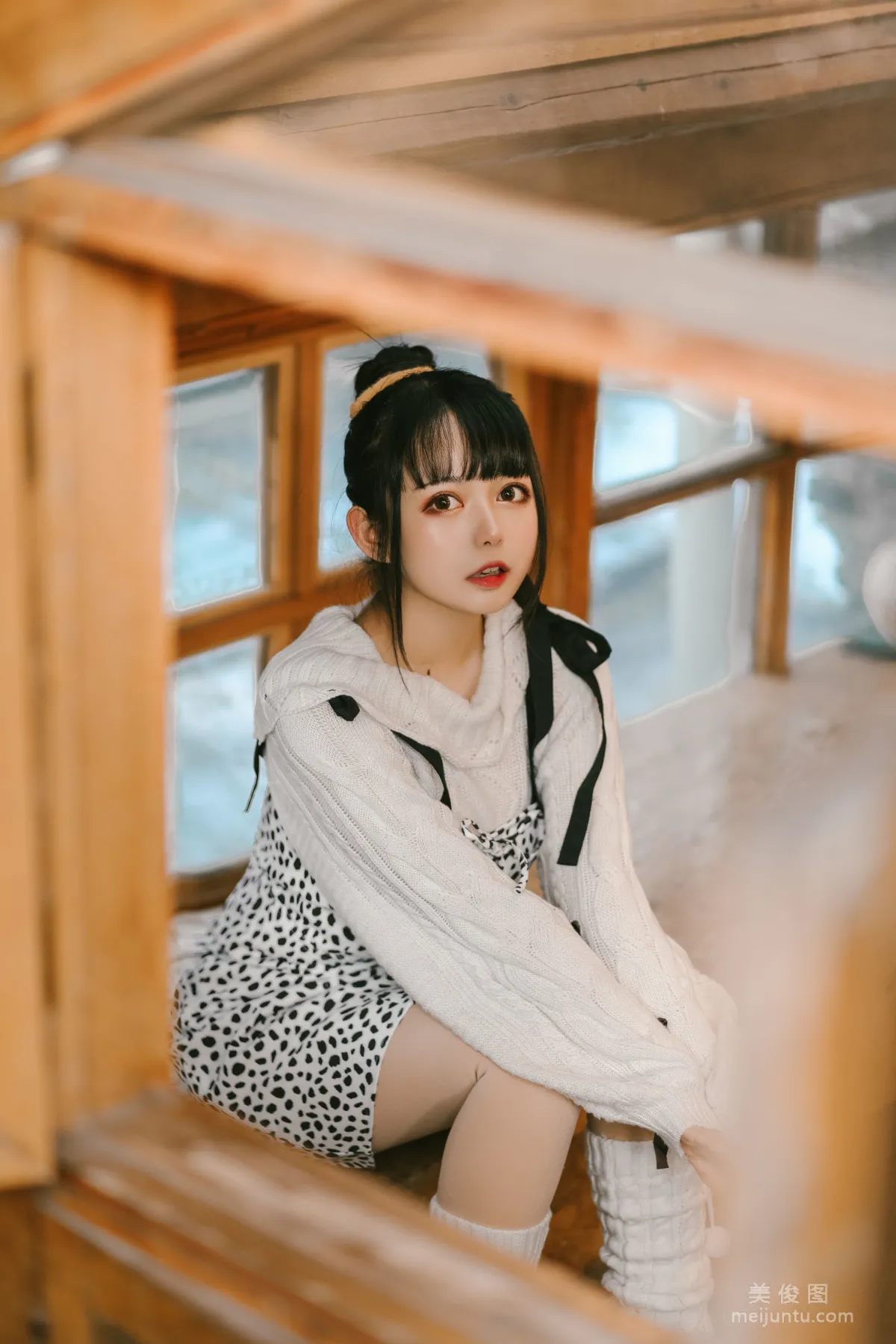 Coser黑猫猫OvO 《少女心事》 写真集9