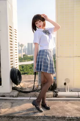 Cosplayer您的蛋蛋 《天台JK》 寫真集