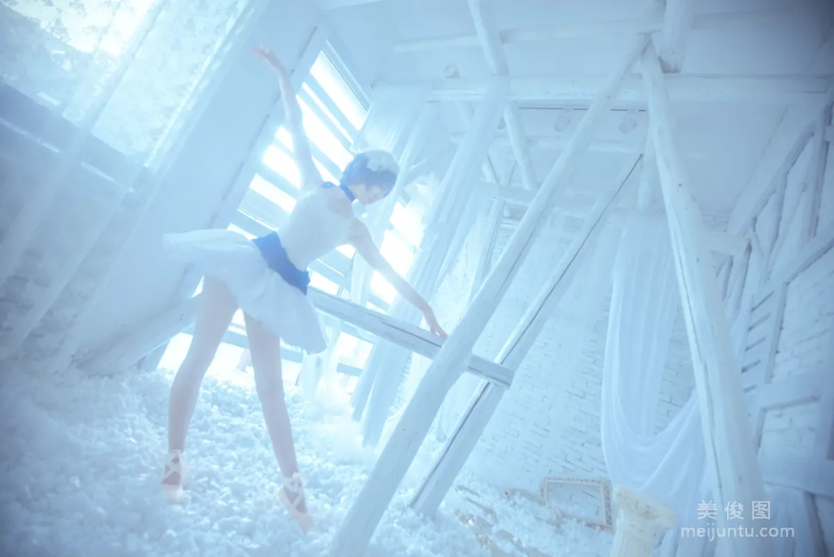 [美女网红Coser] 弥音音ww 《芭蕾》 写真集4