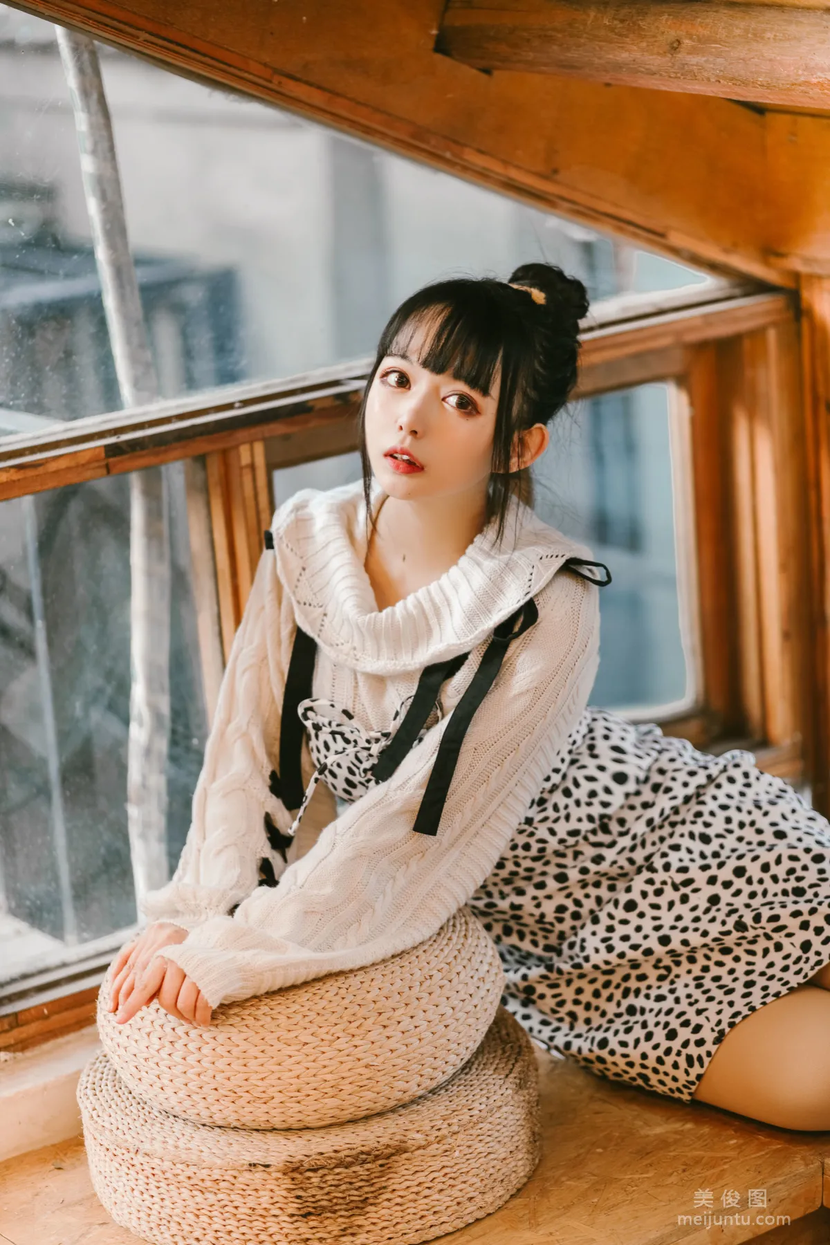 Coser黑猫猫OvO 《少女心事》 写真集5