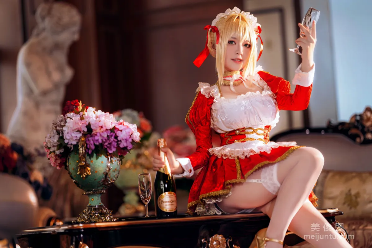 Coser半半子 《尼禄女仆》 写真集12