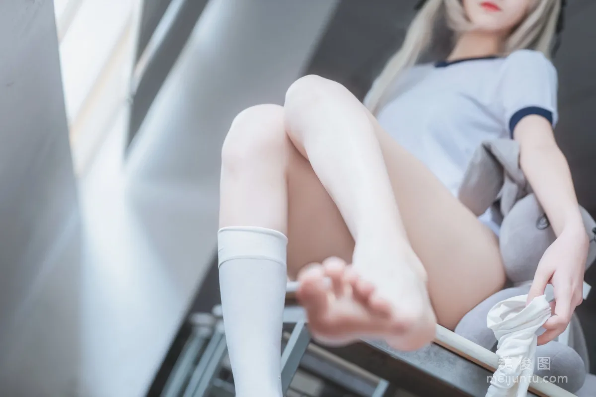 南桃Momoko 《春日野穹體操服》 寫真集 3