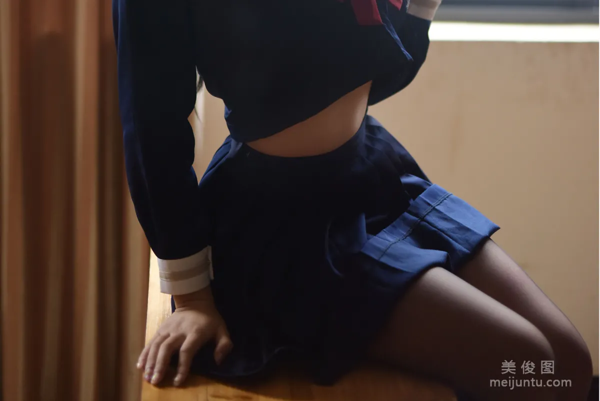 九曲Jean 《JK露脐制服》 写真集26