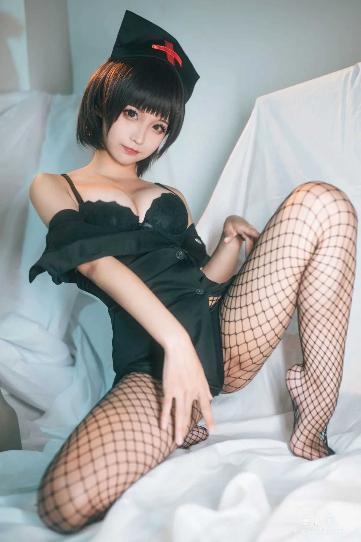 [美女Coser] 蠢沫沫 《護士姐姐》 寫真集 22