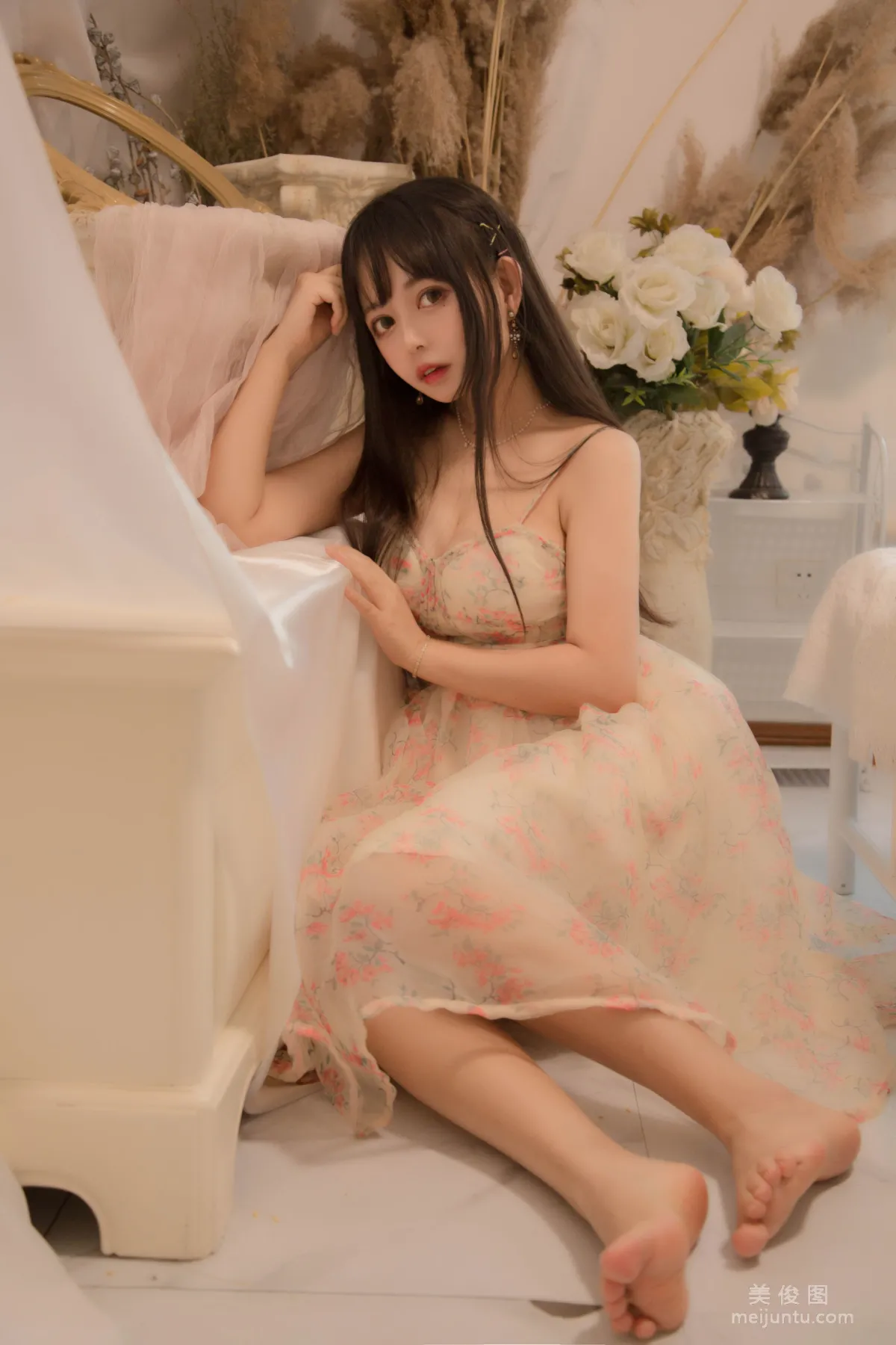 大眼Coser黑貓貓OvO 《good morning + good night》 寫真集 15