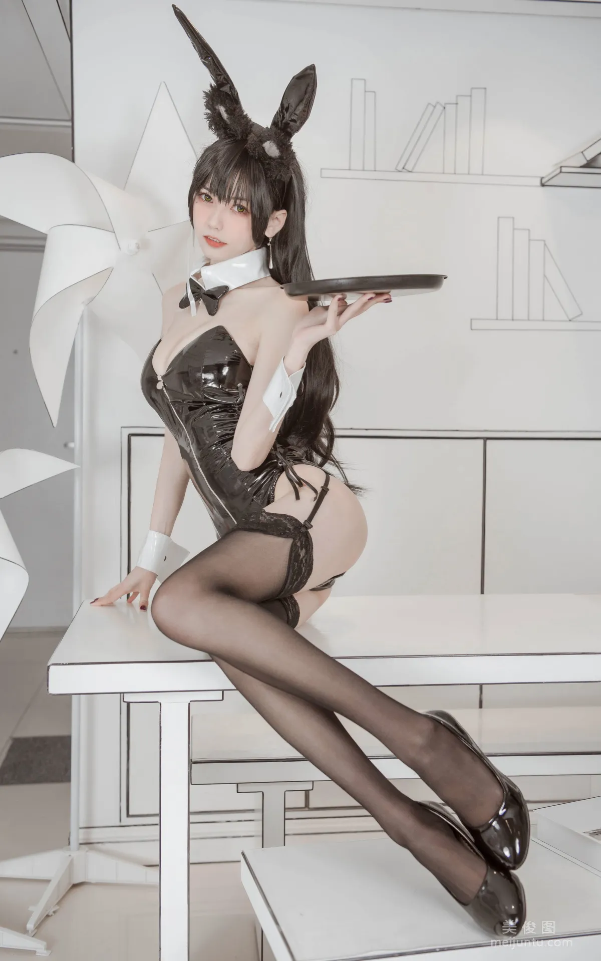 小妖精你的负卿 《爱宕兔女郎》 写真集20