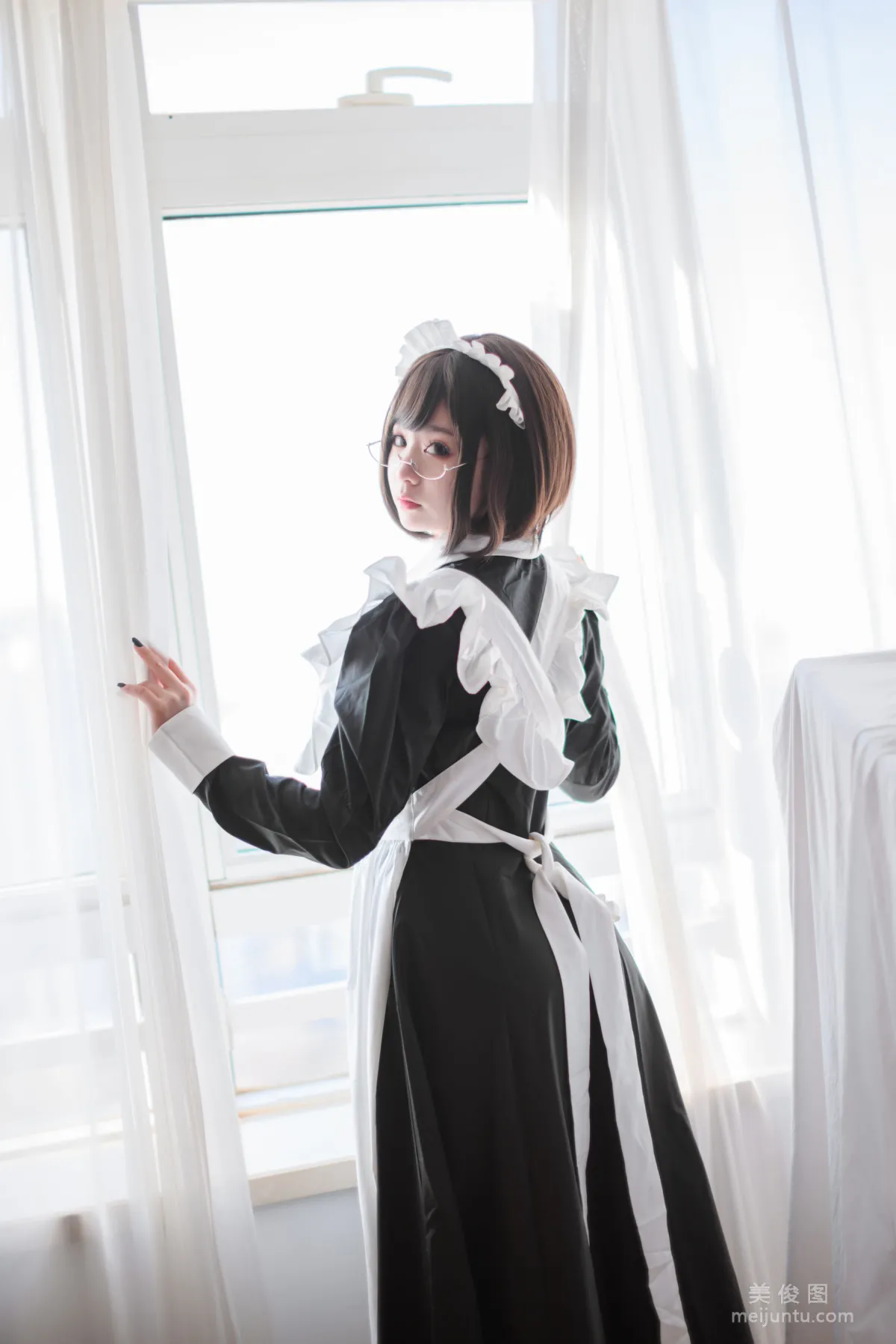 [美女Coser] 是青水 《女仆》 写真集9