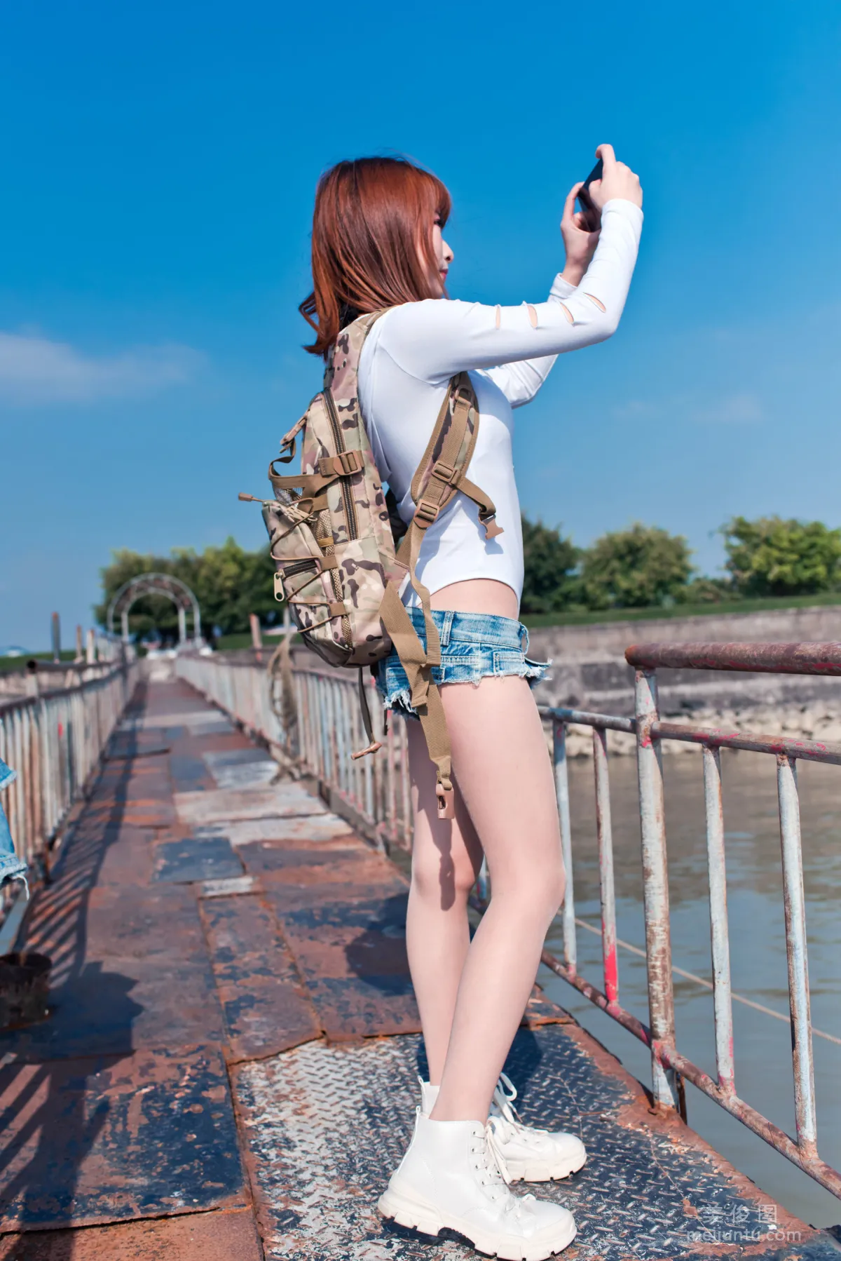 清水由乃 《禦風街拍 輕水海鷗島RS牛仔街拍》 寫真集 56