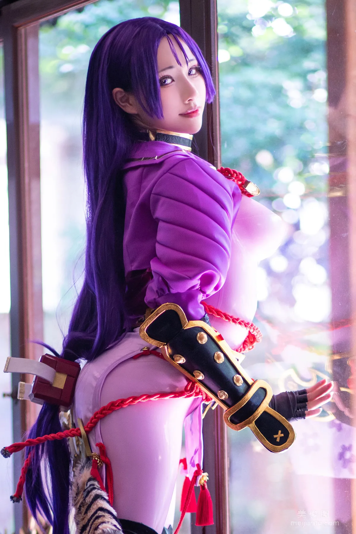 [網紅Coser] 雨波_HaneAme 《源賴光》 寫真集 16