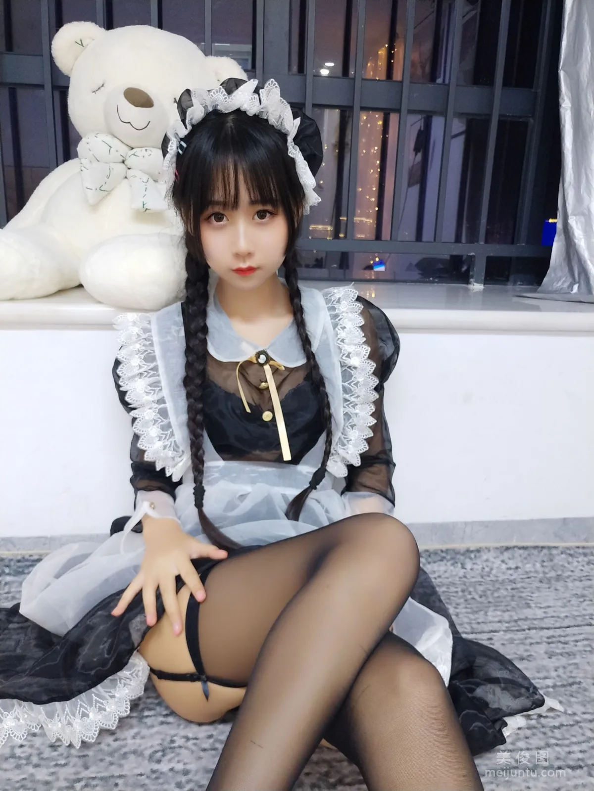 美少女COSER萌芽兒o0 《透明女仆》 寫真集 17