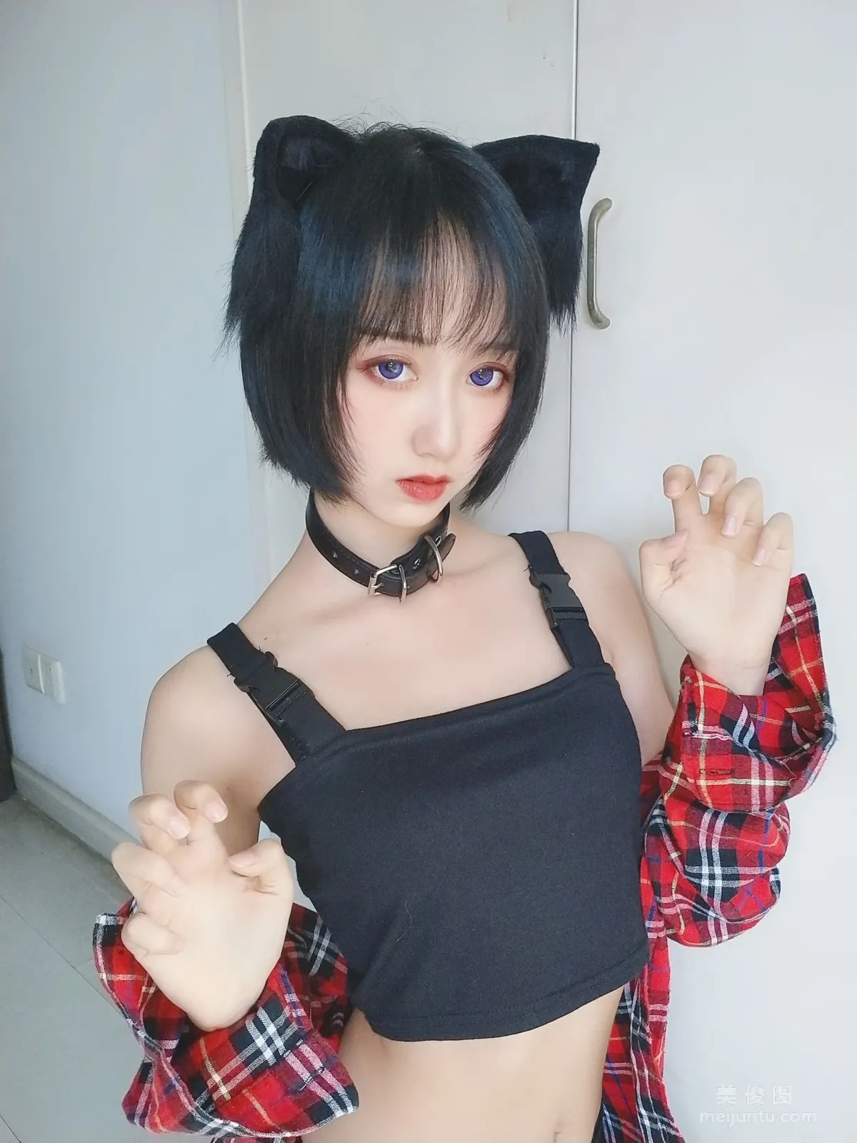 小姐姐木綿綿OwO 《不良貓》 寫真集 1