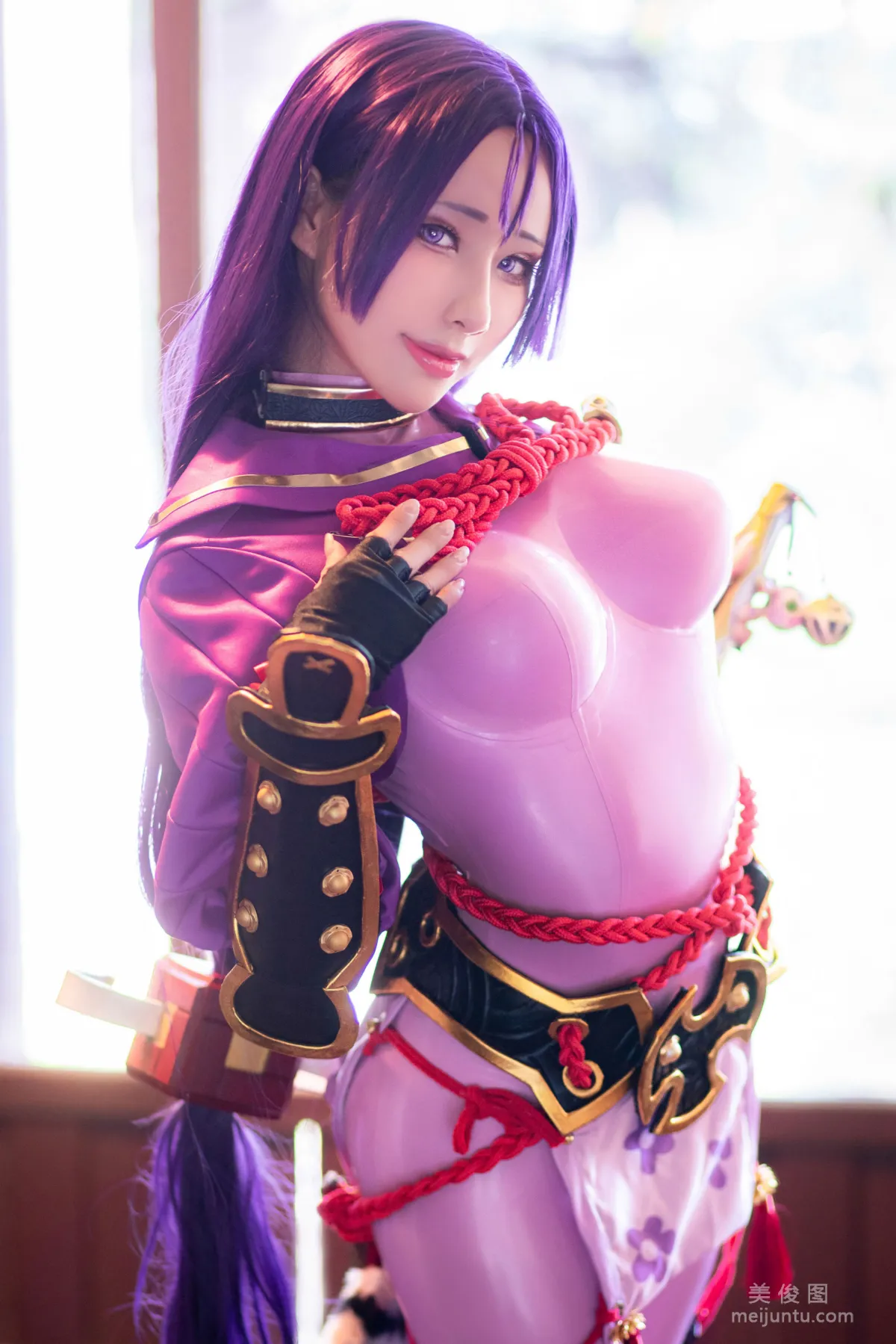 [網紅Coser] 雨波_HaneAme 《源賴光》 寫真集 4