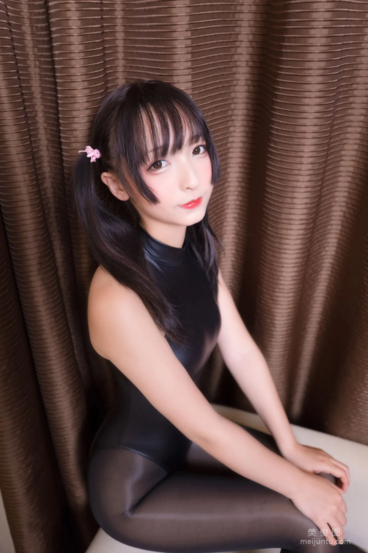 蘿莉Coser神楽坂真冬 《水の形》 寫真集 35