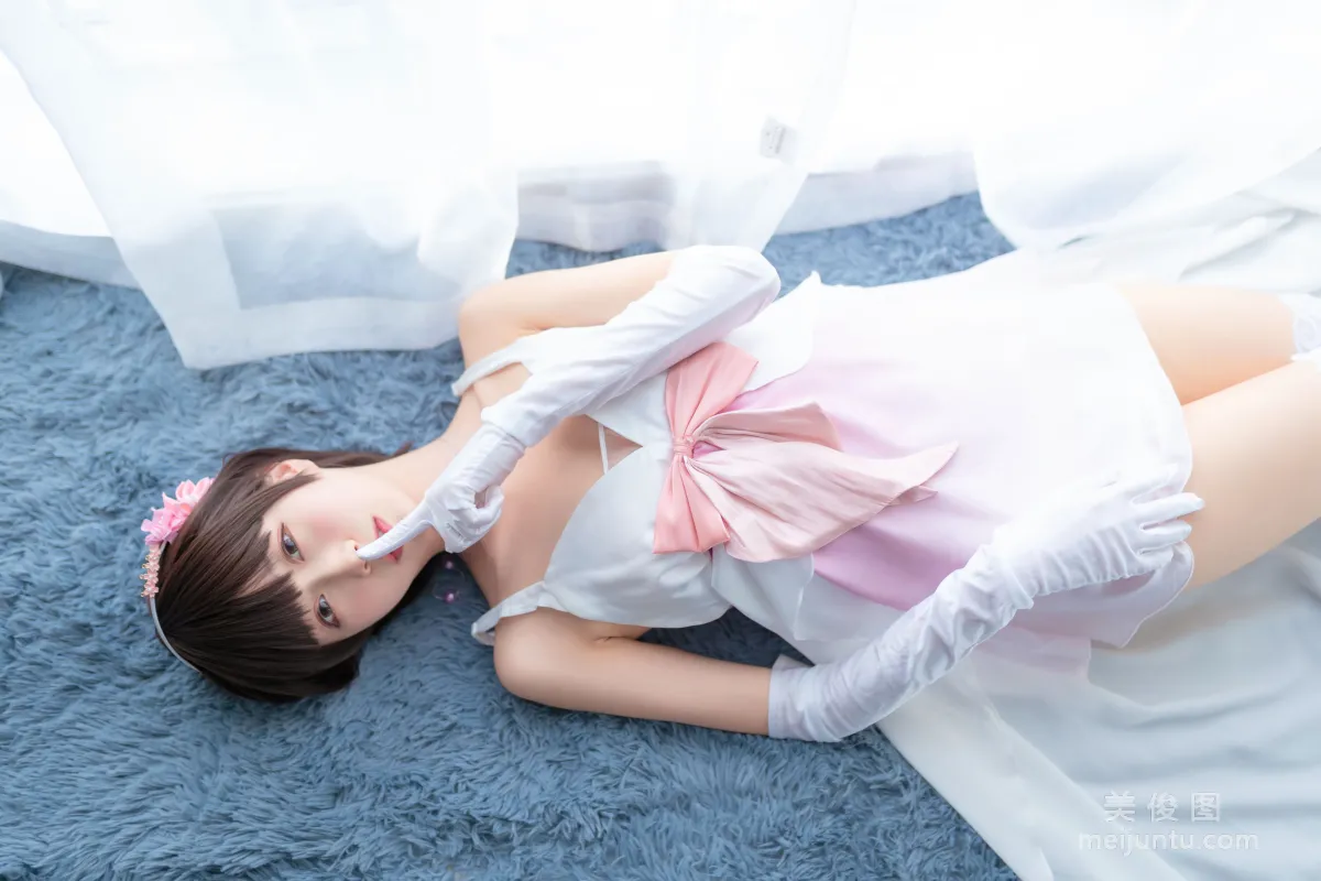 木綿綿OwO 《加藤惠 禮服》 寫真集 15