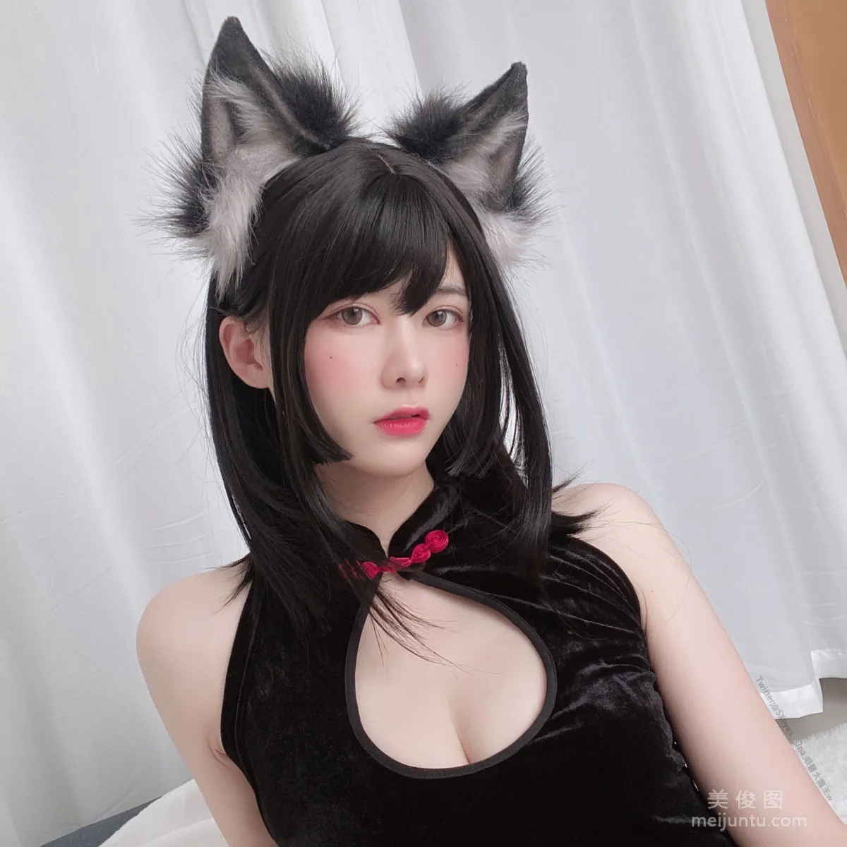 眼酱大魔王w 《黑丝旗袍》 写真集29