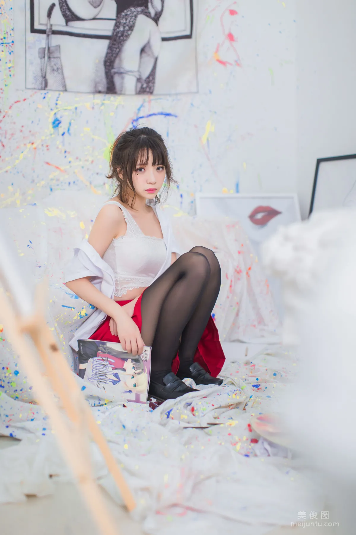 疯猫ss 《画室JK少女》 写真集23