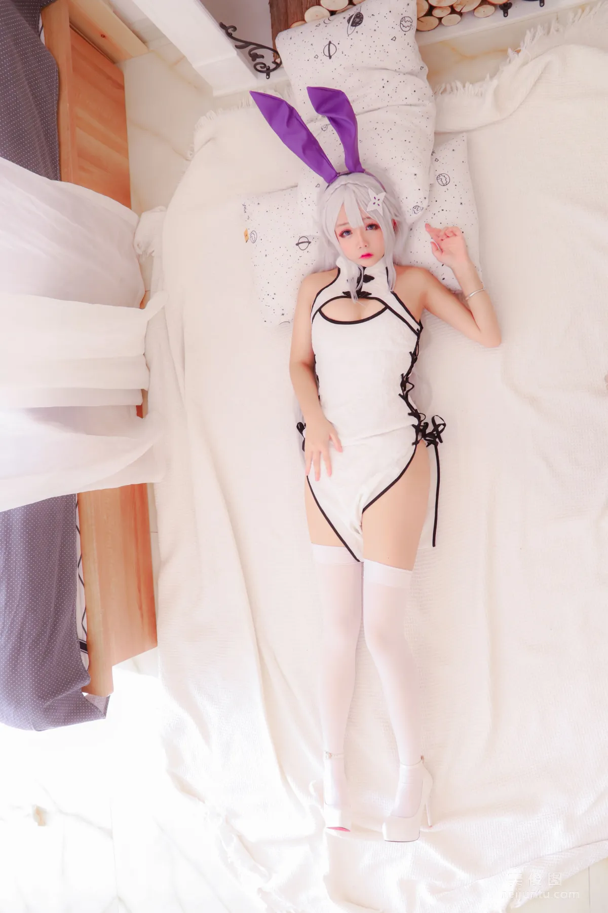 網紅美女Coser日奈嬌 《白旗袍》 寫真集 42