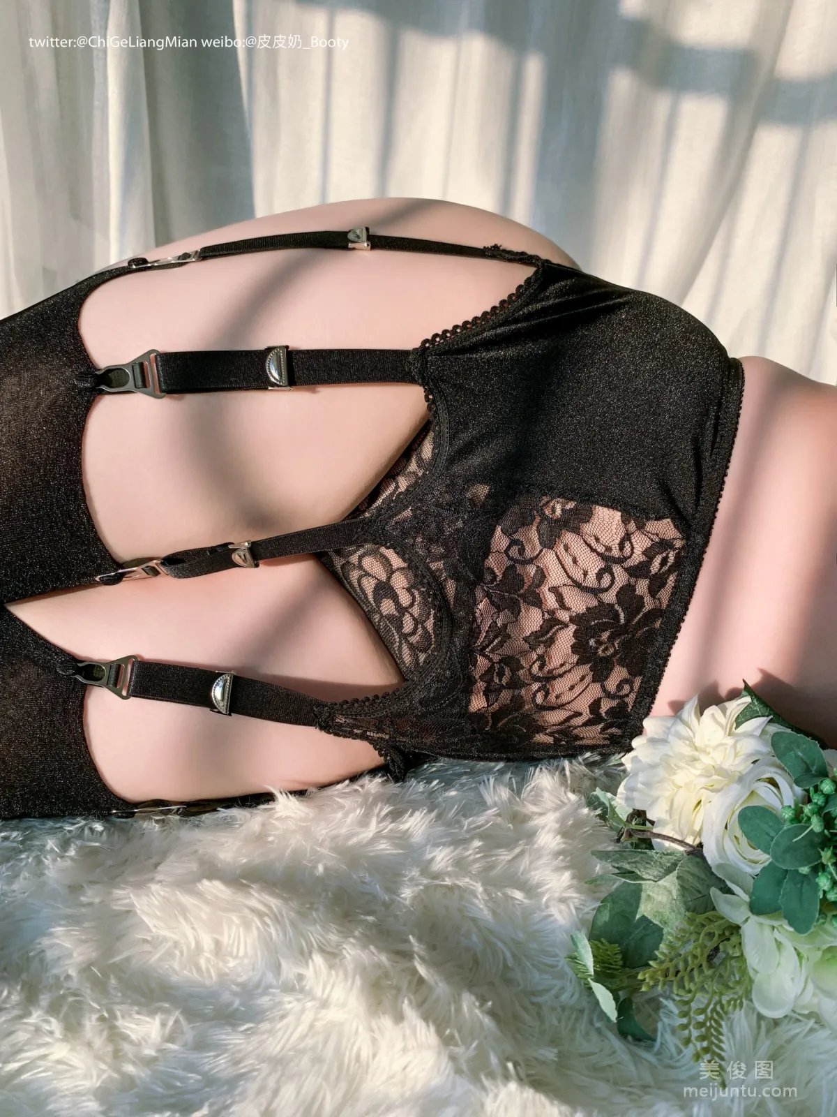 [美女Coser] 皮皮奶可可愛了啦 《黑色OL》 寫真集 71