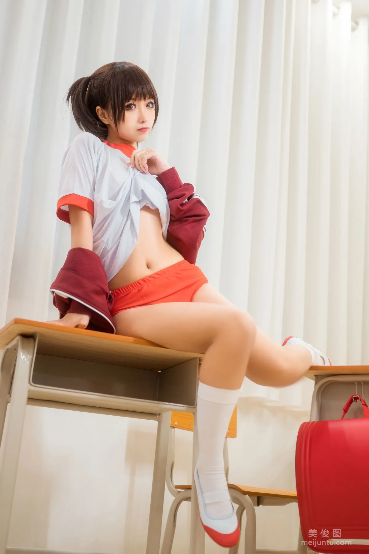 [美女Coser] 蠢沫沫 《紅體操服》 寫真集 26