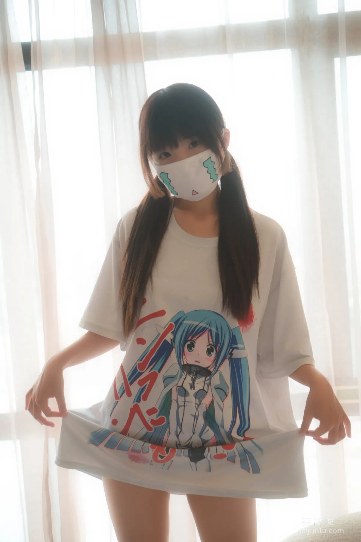 [美女Coser] 禦子Yumiko 《口罩》 寫真集 19