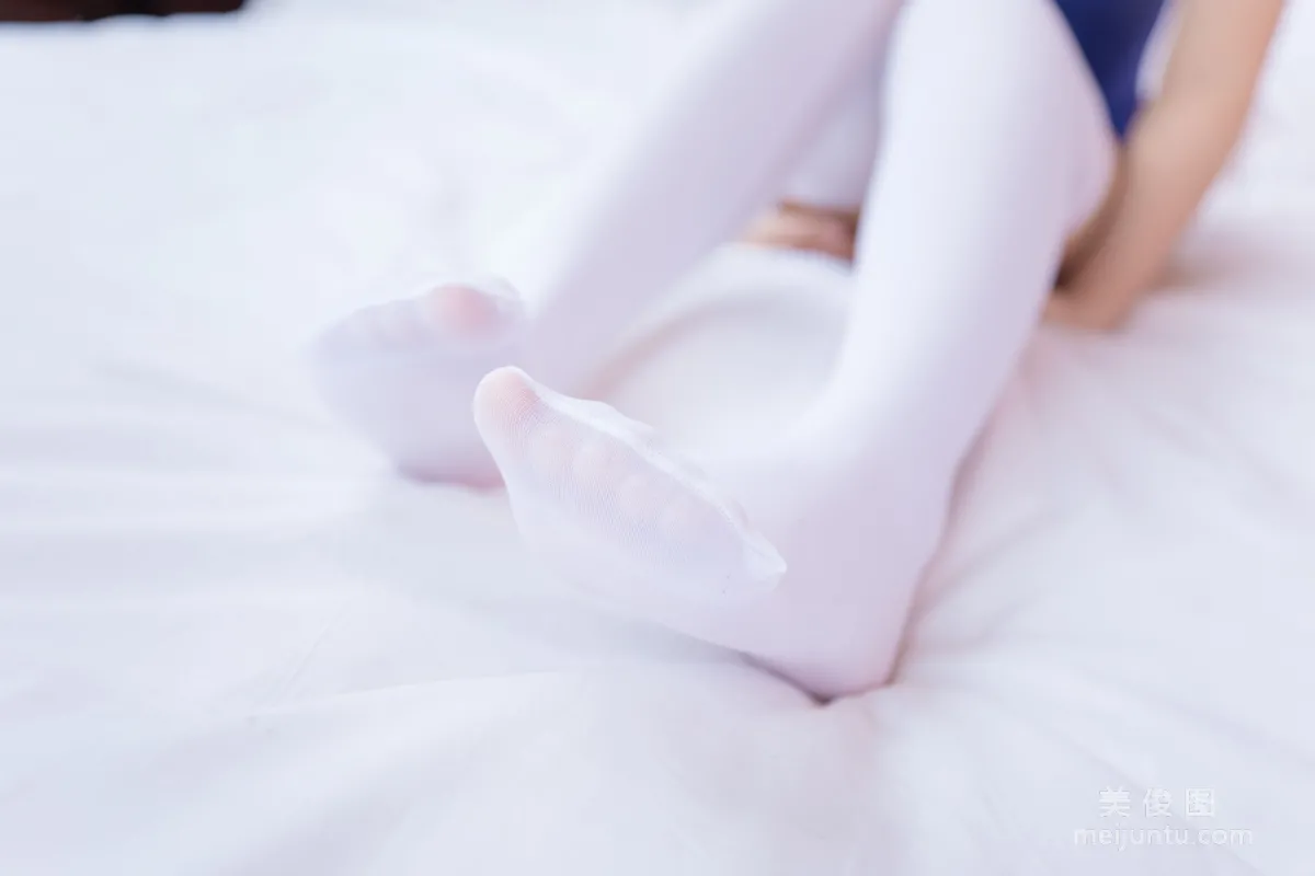 蘿莉Coser神楽坂真冬 《水の形》 寫真集 141