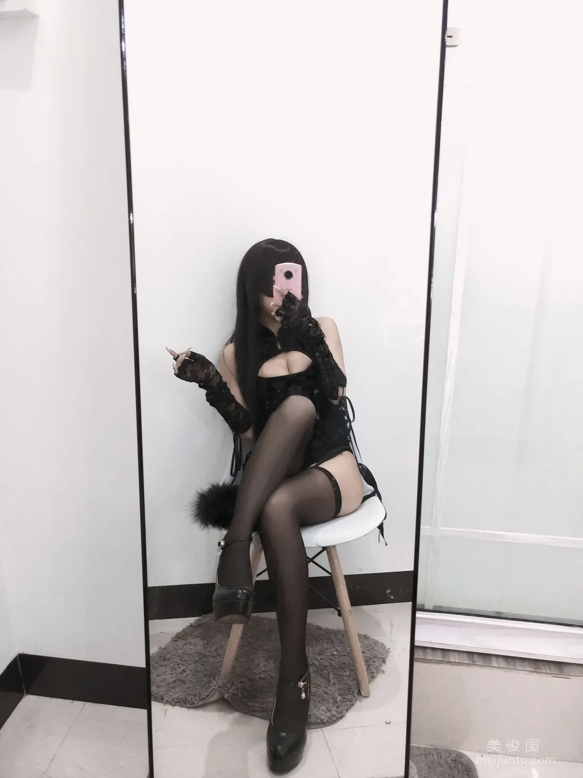 美少女鬼畜瑤 《黑色旗袍》 寫真集 50