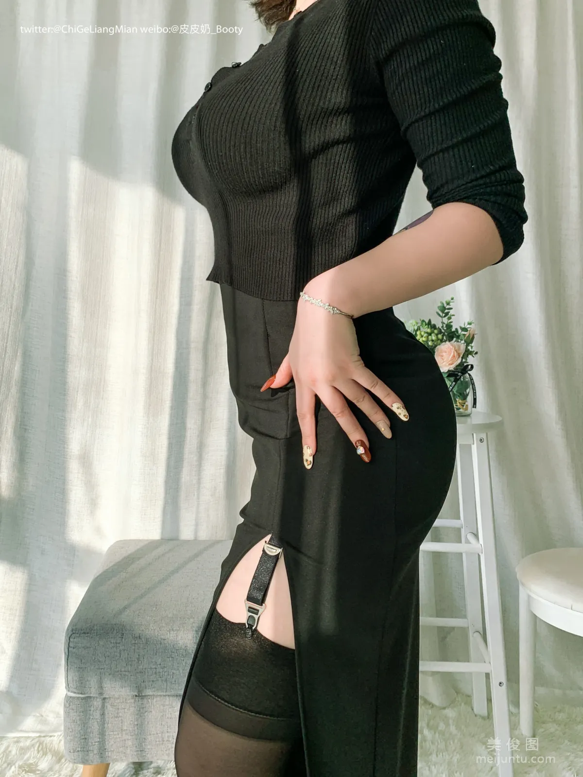[美女Coser] 皮皮奶可可愛了啦 《黑色OL》 寫真集 22
