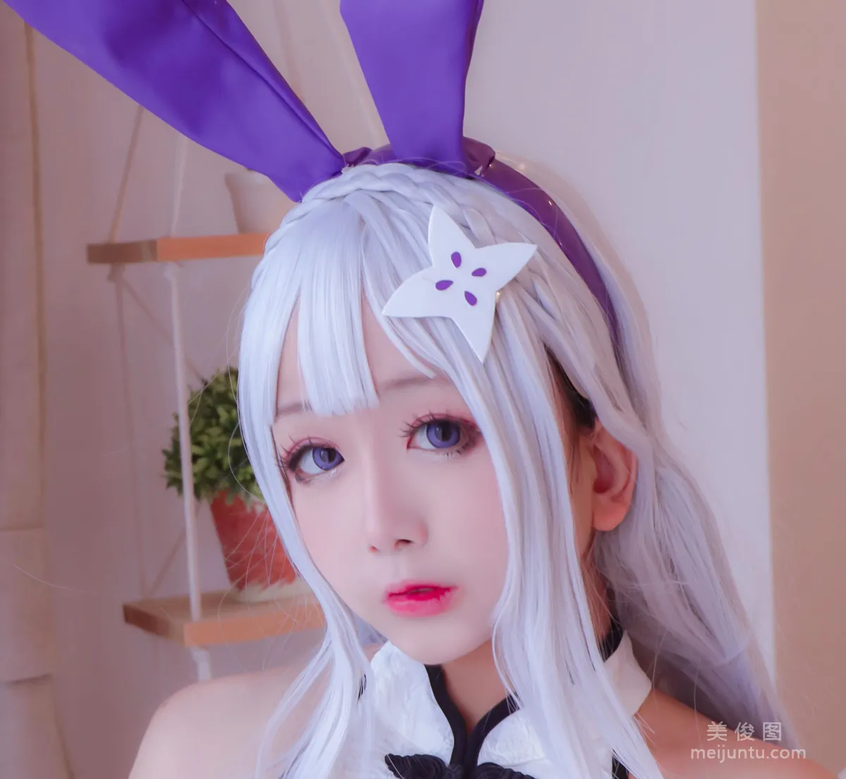 網紅美女Coser日奈嬌 《白旗袍》 寫真集 29