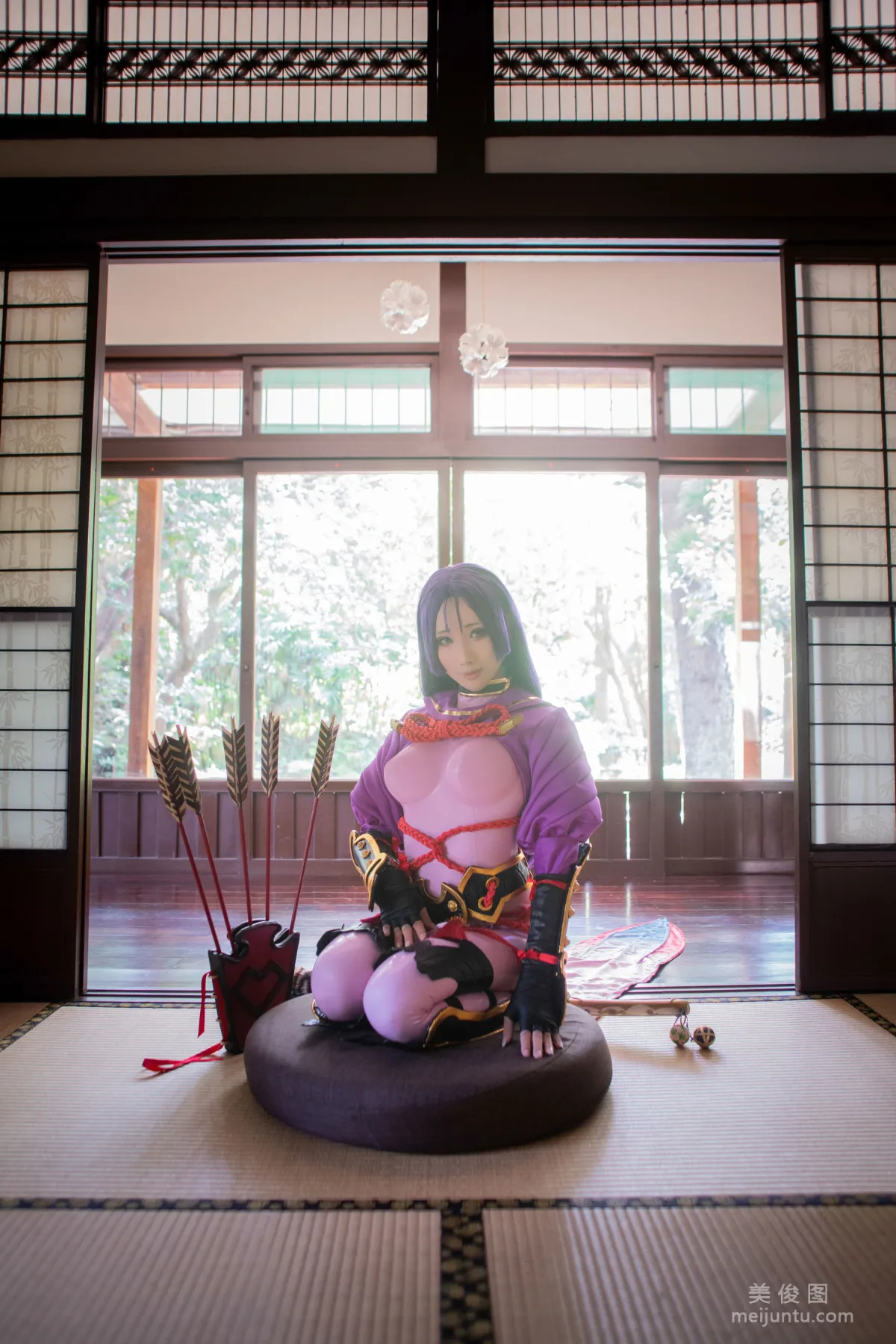 [網紅Coser] 雨波_HaneAme 《源賴光》 寫真集 3