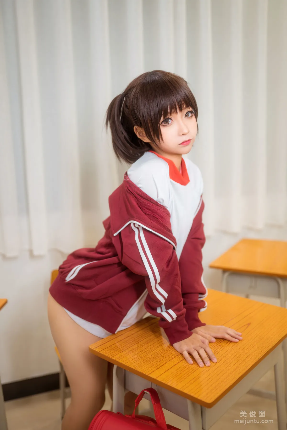 [美女Coser] 蠢沫沫 《红体操服》 写真集1