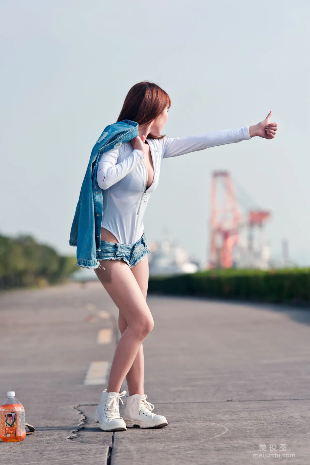 清水由乃 《禦風街拍 輕水海鷗島RS牛仔街拍》 寫真集 84