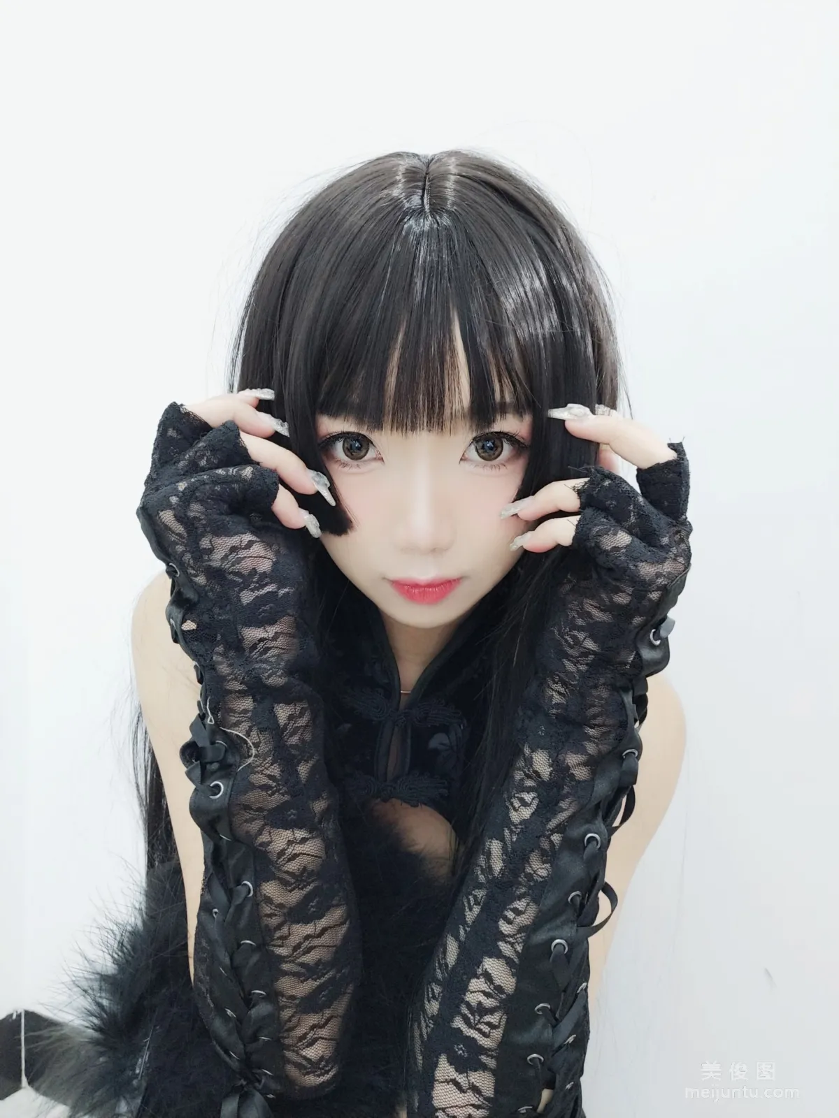 美少女鬼畜瑤 《黑色旗袍》 寫真集 62