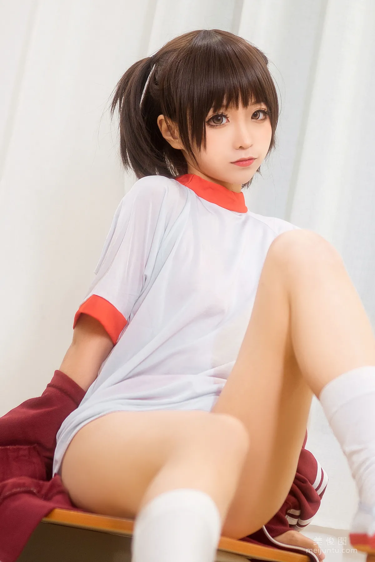 [美女Coser] 蠢沫沫 《紅體操服》 寫真集 12