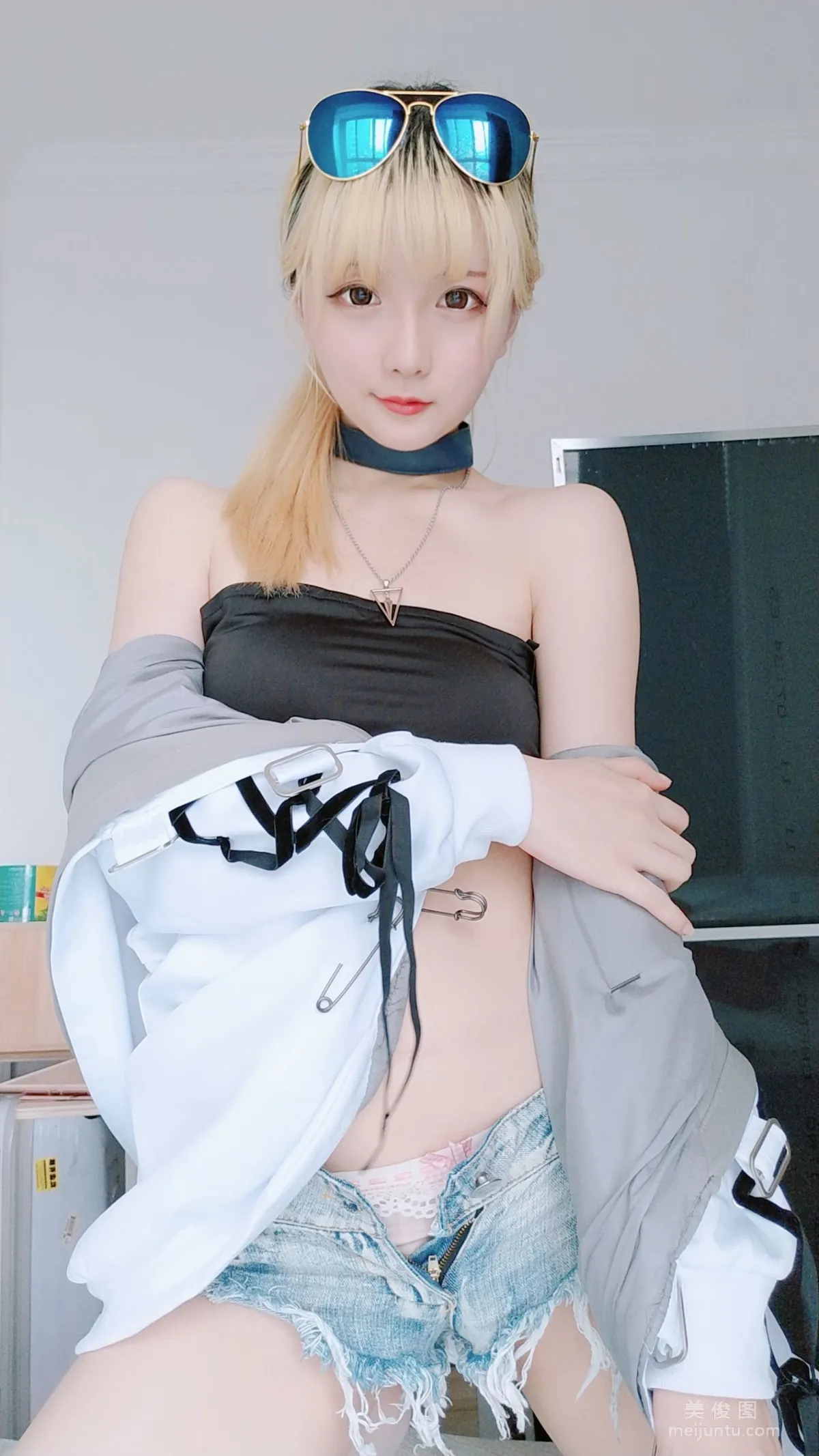 Coser小姐姐星之遲遲 《莉莉絲》 寫真集 2