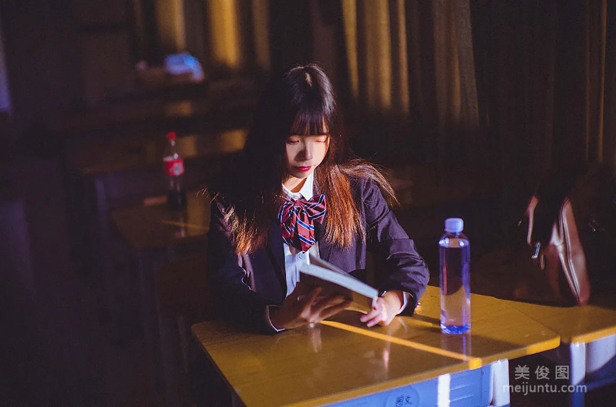 小野妹子w 《冬装JK》 写真集14