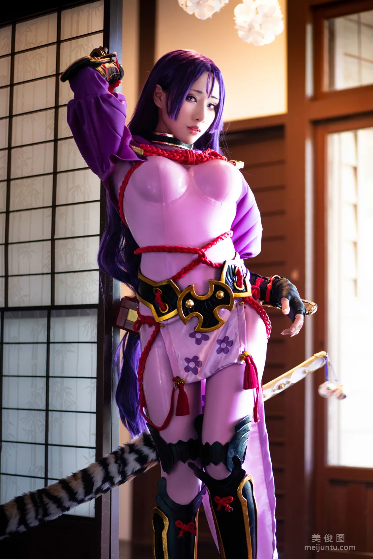 [網紅Coser] 雨波_HaneAme 《源賴光》 寫真集 5