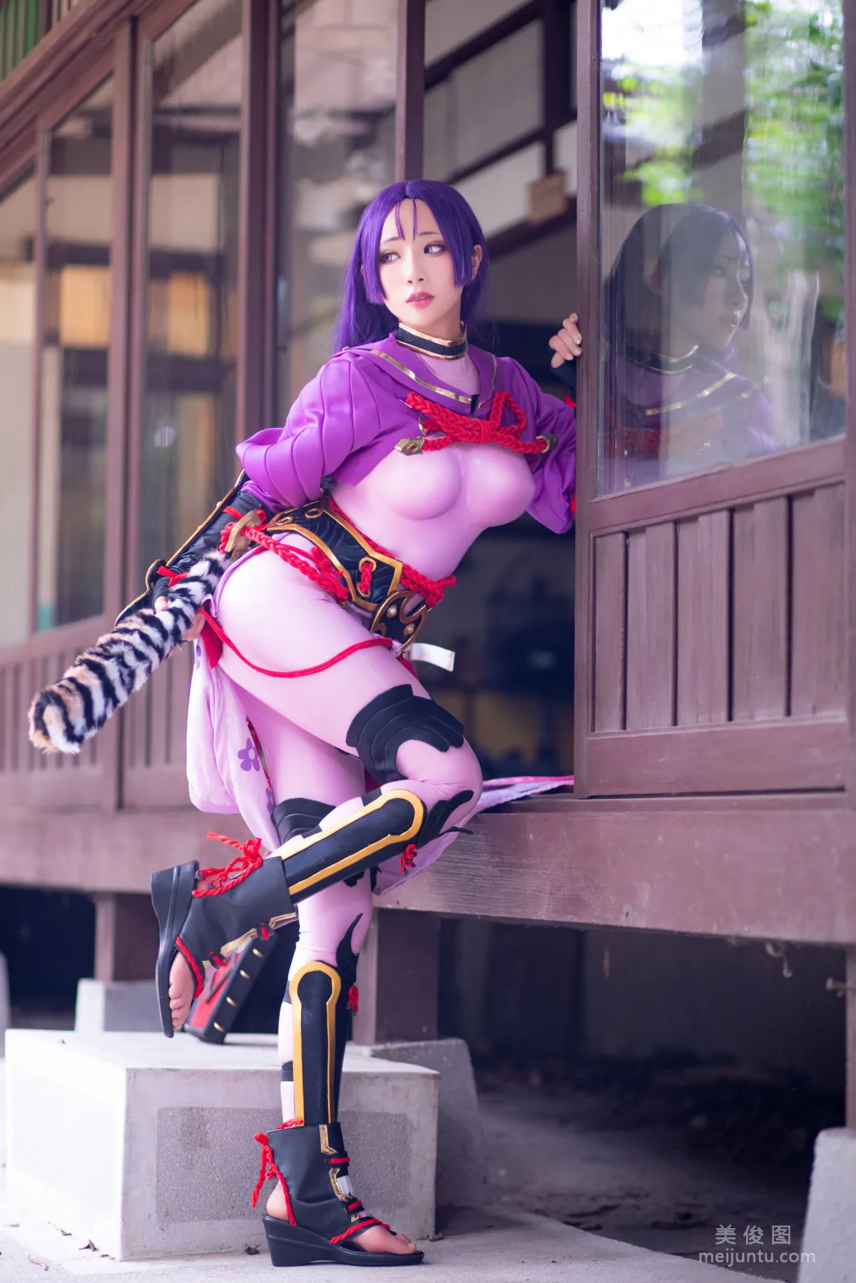 [網紅Coser] 雨波_HaneAme 《源賴光》 寫真集 27