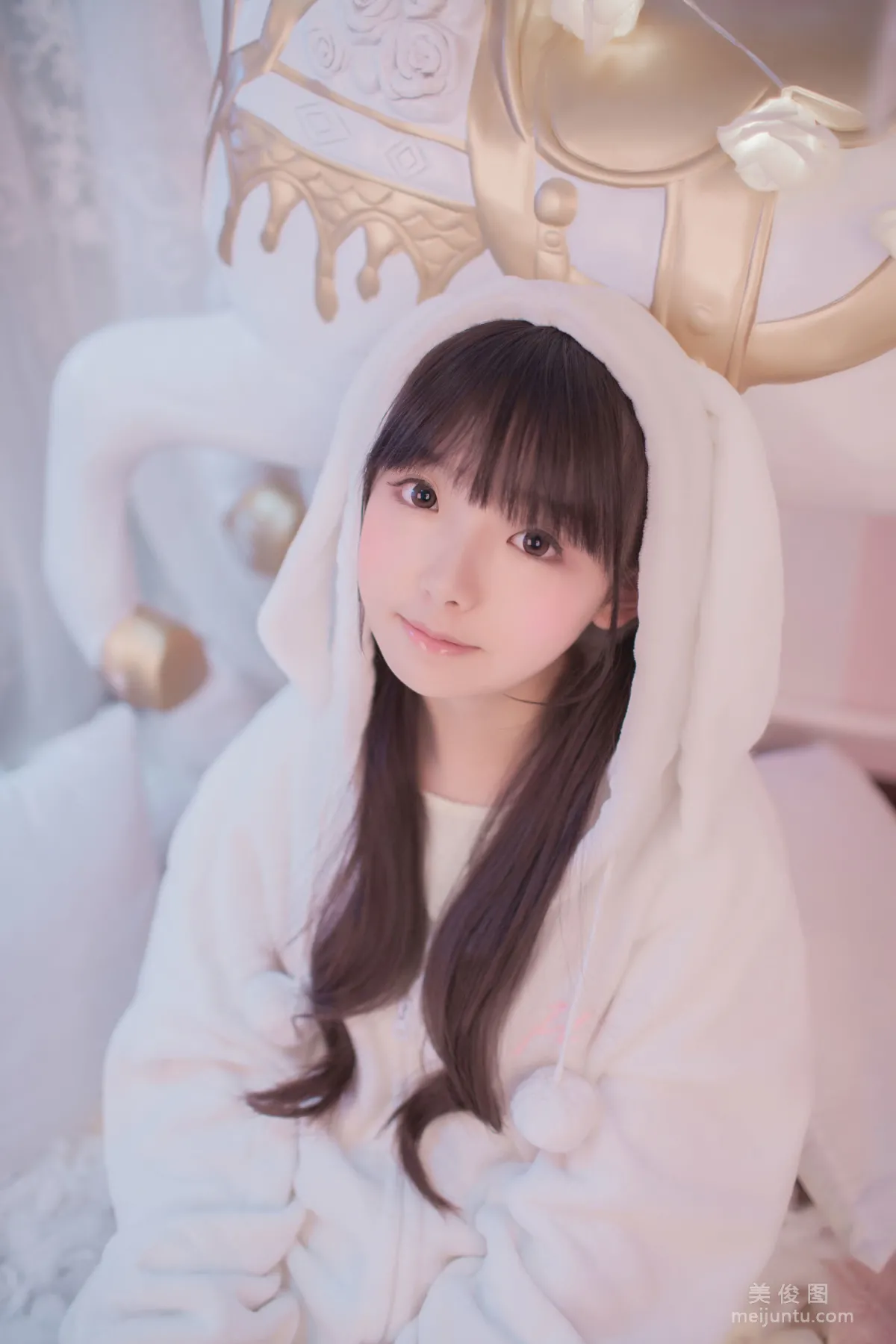 -櫻群-《玻璃罩下的旋轉木馬》 寫真集 13