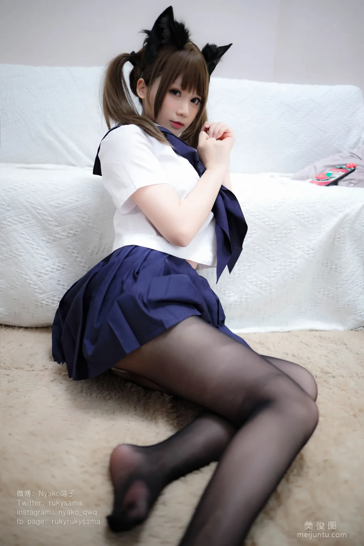 Nyako喵子 《黑絲水手服貓娘》 寫真集 19