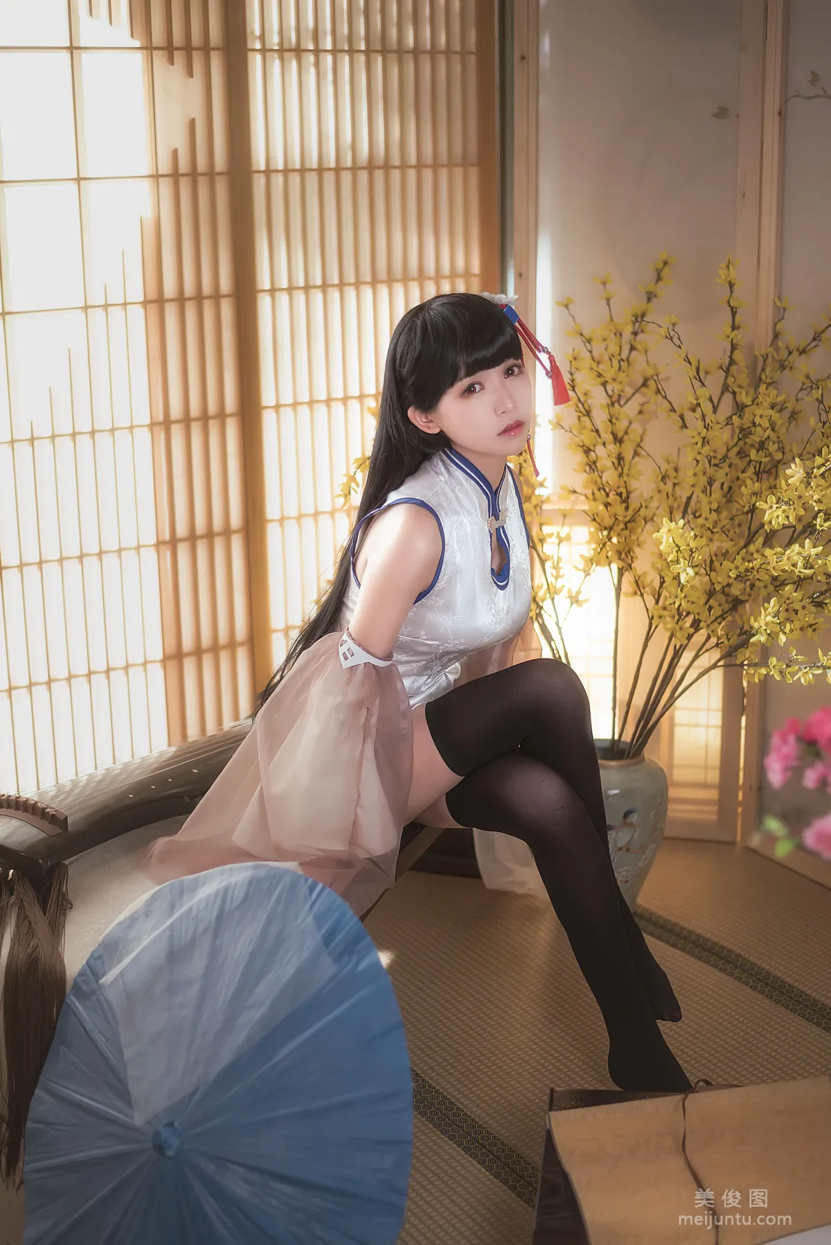 [Coser美女] 鳗魚霏兒 《碧藍華裳 逸仙》 寫真集 8