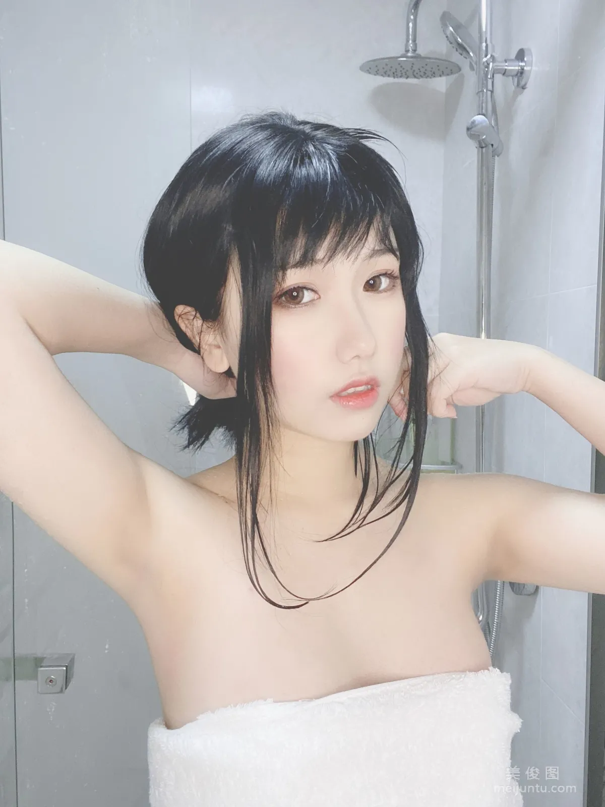 Coser芋圓侑子SJ 《人妻圍裙》 寫真集 80