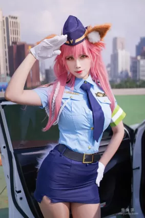 萱-KaYa 《玉藻前 女警裝》 寫真集
