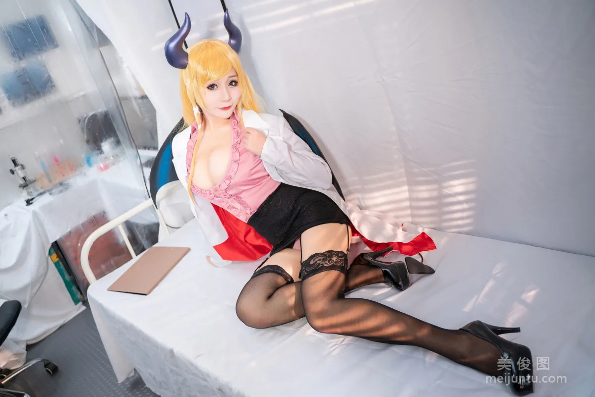 [網紅Coser] 三刀刀Miido 《巧可老師》 寫真集 15